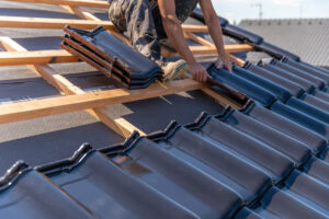 Shingle vs. Tile Roofs: Which Holds Up Better in Florida Weather?